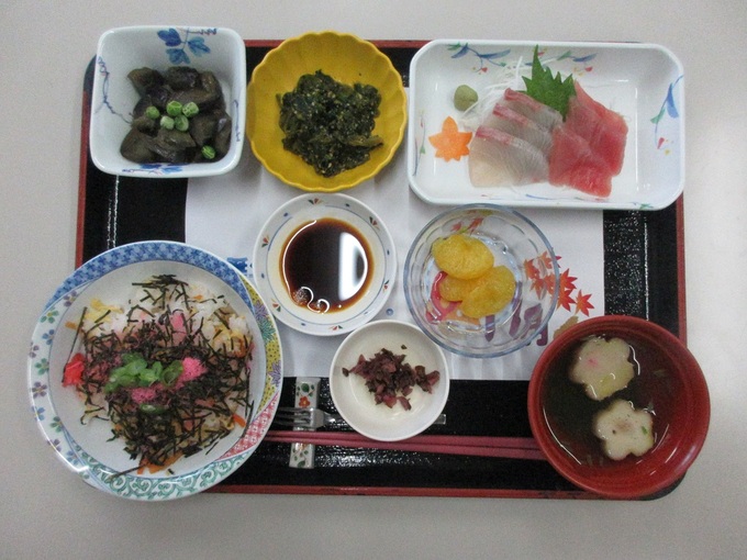 本日の昼食です